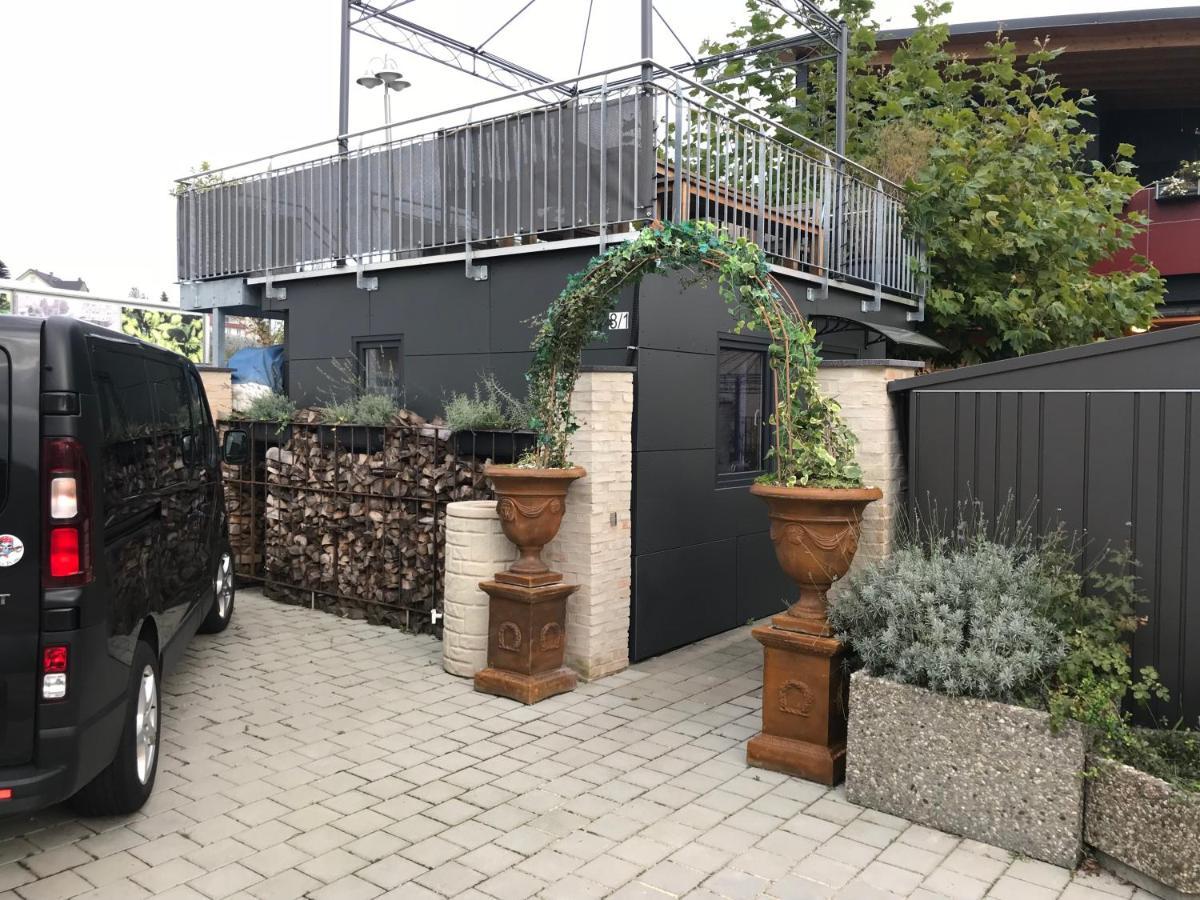 Tiny House Black Pearl Tettnang Eksteriør bilde